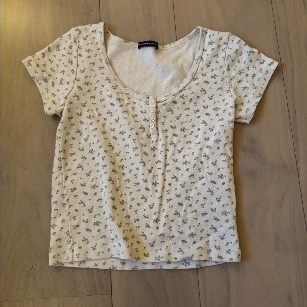 Brandy Melville Cream Floral Short Sleeve Zelly Top